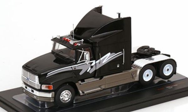 1:43 седельный тягач FORD Aeromax 1990 Black/Silver 