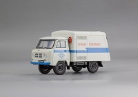 1:43 УАЗ 450Д "РА-10" - Москва 1965г. машина для разогрева асфальта