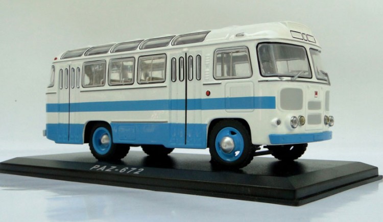 1:43 Павловский автобус 672 (бело-голубой)