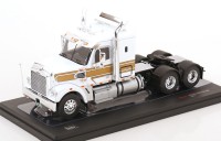 1:43 седельный тягач FREIGHTLINER Coronado 2012 White/Gold 