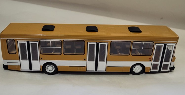 1:43 Автобус-5256.00 турмалин 1:43 Автобус-5256.00 турмалин