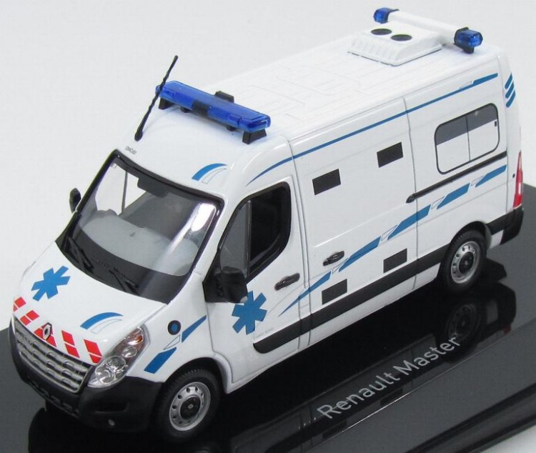 1:43 Renault Master III "Ambulance" (скорая медицинская помощь) Франция 2011