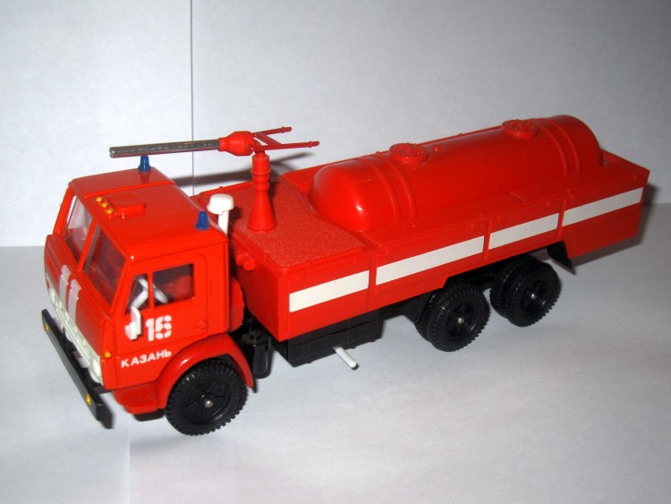 1:43 Камский грузовик-53212 пожарный