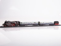1:220 локомотив BR 18.3 и два вагона "RHEINGOLD-EXPRESS" (Утрехт-Женева) 1928