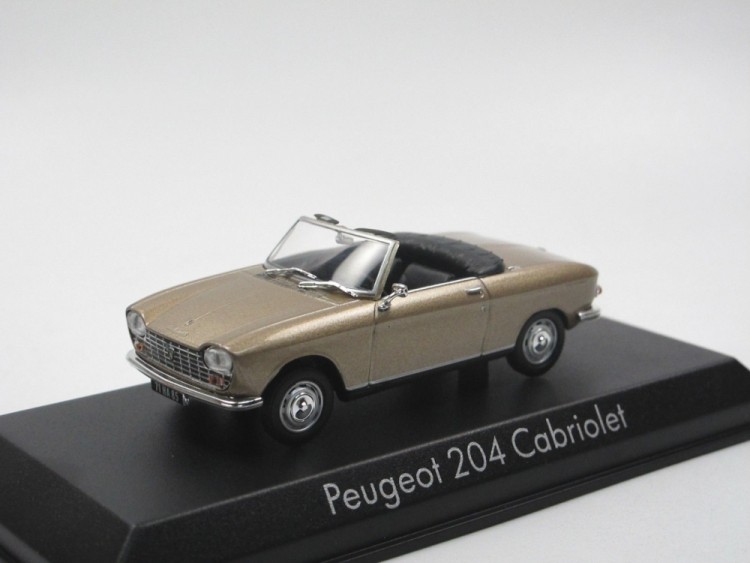 1:43 PEUGEOT 204 Cabriolet 1967 Beige Metallic