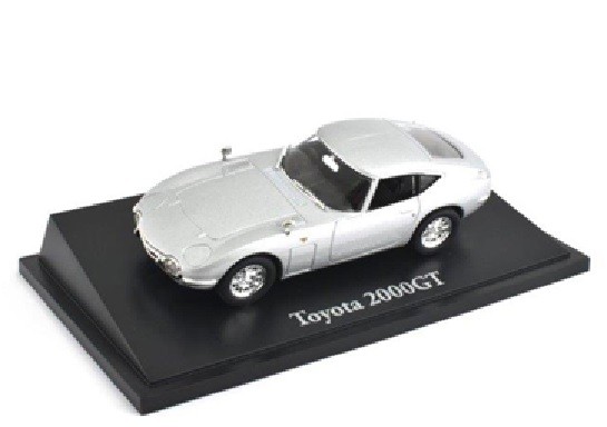 1:43 TOYOTA 2000GT 1967 Silver