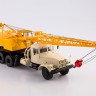 1:43 Автокран КС-4561(257)