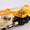 1:43 Автокран КС-4561(257)