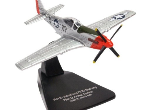 1:72 North American P-51D "Mustang" пилот Артур Рид Бауэрс Англия 1945