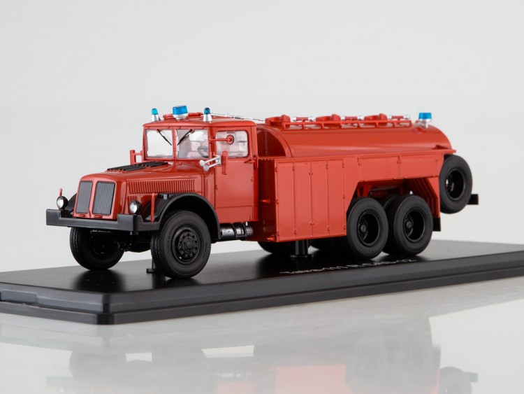 1:43 Tatra-111R CAS-12 пожарная цистерна