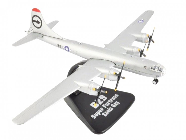 1:144 Boeing B-29 "Superfortress" Enola Gay 1945