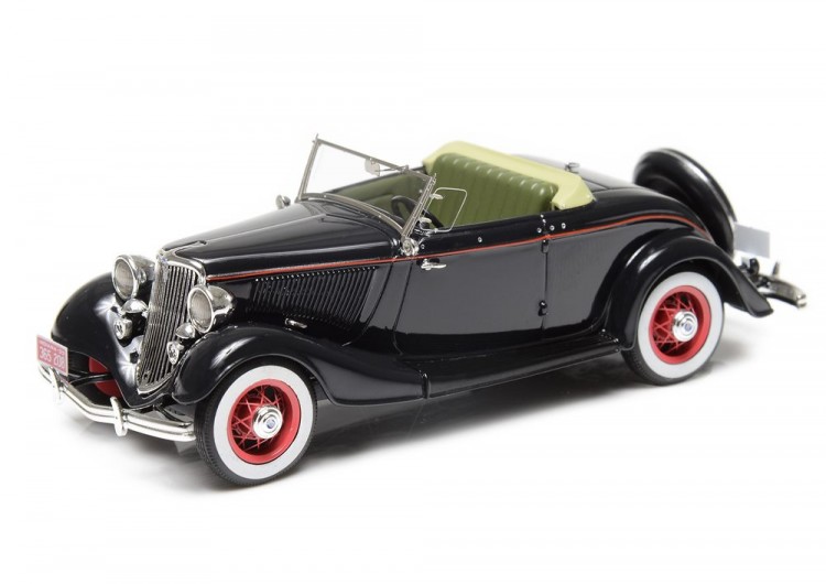 1:43 Ford Model 40 roadster top down 1933 (black)