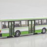 1:43 # 77 IKARUS-415.33