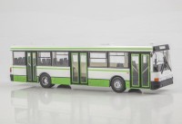 1:43 # 77 IKARUS-415.33