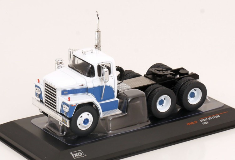 1:43 седельный тягач DODGE LCF CT900 1960 White/Blue 