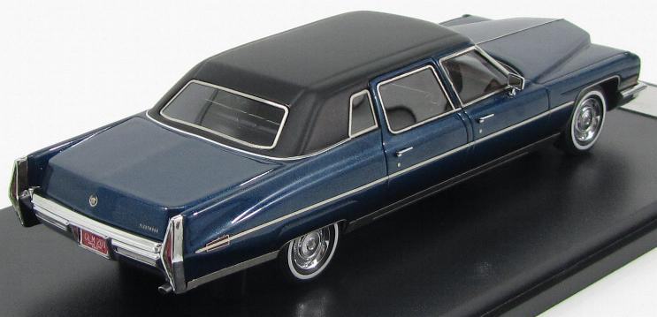 1:43 Cadillac Series 75 Fleetwood Limousine 1972 (bluemet.)
