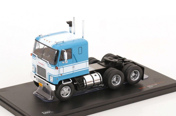 1:43 седельный тягач GMC Astro 95 1970 Blue/White