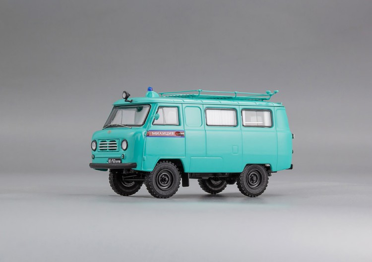 1:43 Советский автомобиль тип 450A «Милиция» с интерьером - г. Запорожье, УССР - 1963 г.