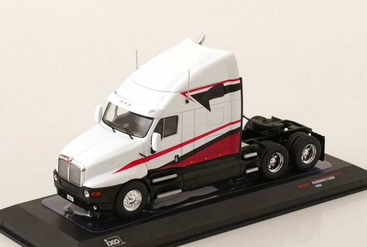 1:43 седельный тягач KENWORTH T2000 1998 White/Black/Red