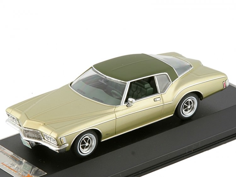1:43 BUICK RIVIERA Coupe 1971 Green