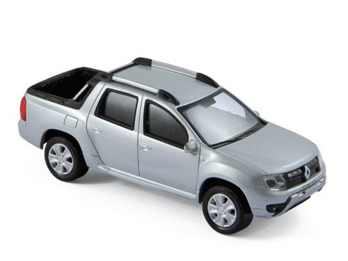 1:43 RENAULT Duster Pick-Up Oroch 4 WD 2017 Silver
