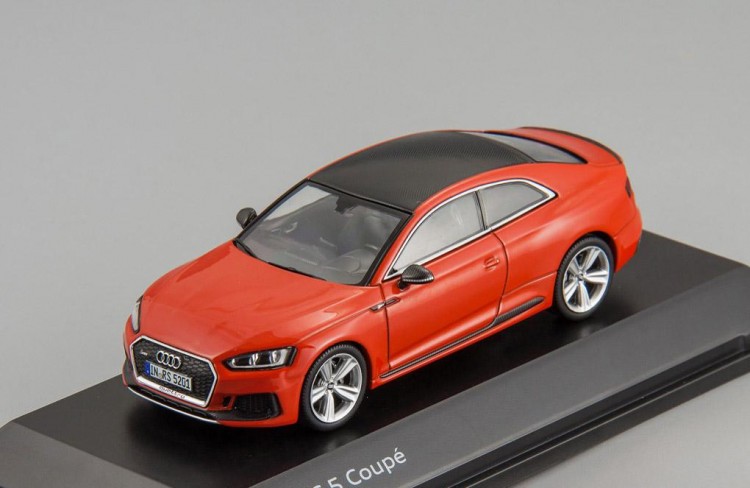 1:43 AUDI RS 5 Coupe 2017 Misano Red 
