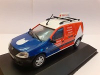 1:43 Lada Largus Фургон Petshop (Везу еду голодным котикам)