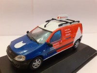 1:43 Lada Largus Фургон Petshop (Везу еду голодным песикам)