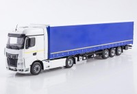 1:43 КАМский грузовик-54901 c полуприцепом НЕФАЗ-93341, белый / синий