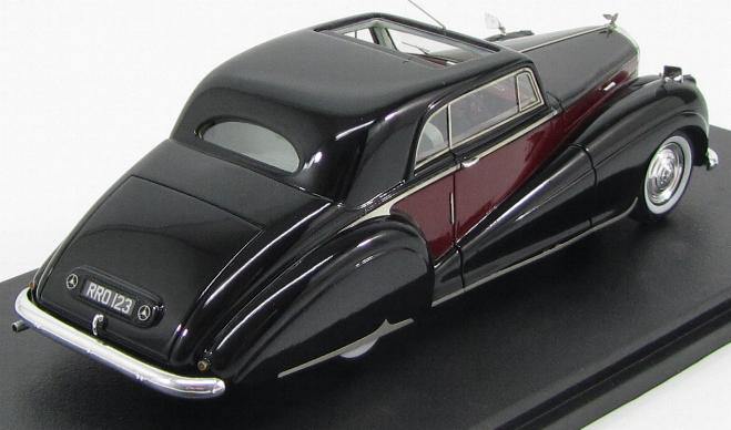 1:43 Bentley Mk VI Park Ward FHC 1950 (black/red)