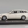 1:43 MERCEDES E-Class T-Model (S212) Elegance 2013 Metallic diamont white