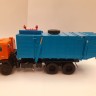 1:43 Мусоровоз Камский КО-415А (53213)
