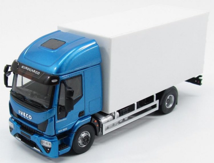 1:43 IVECO EUROCARGO  фургон 2015 Blue and white