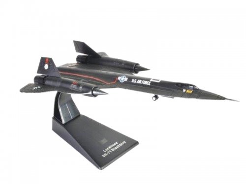 1:144 Lockheed SR-71 "Blackbird" стратегический сверхзвуковой разведчик ВВС США 1966-1990 (Udvar-Hazy 2003)