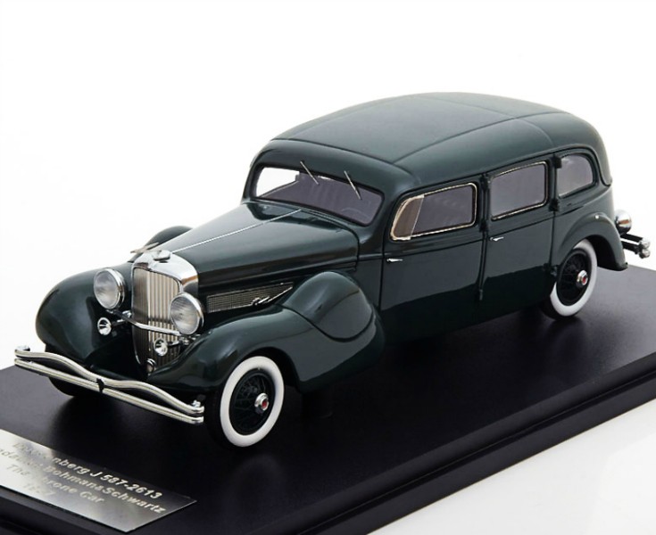 1:43 Duesenberg Model J Bohman & Schwartz Landaulet "Throne Car" 1937 Green