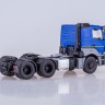 1:43 Камский грузовик-65206 седельный тягач (синий)
