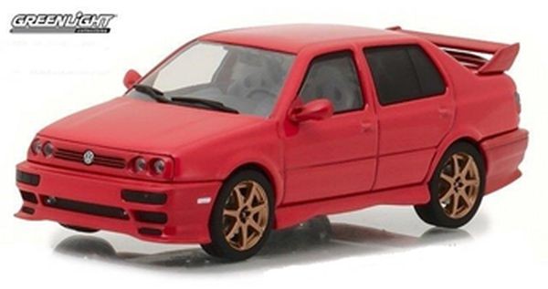 1:43 VW Jetta III 1995 Red