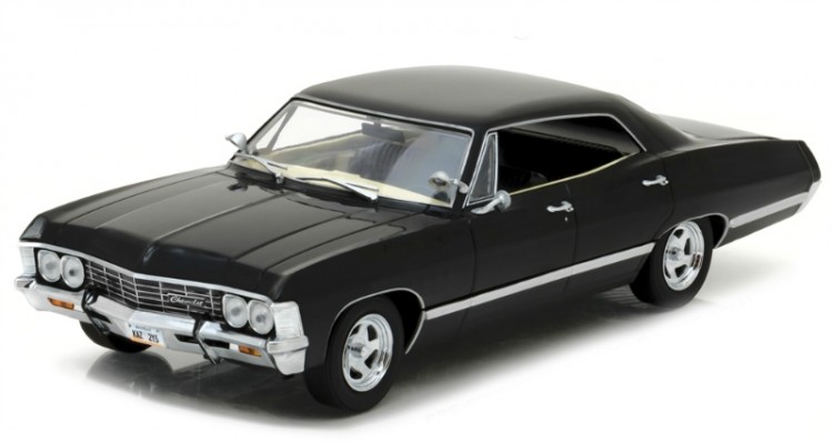1:24 CHEVROLET Impala Sport Sedan с открывающимся багажником (из телесериала "Сверхъестественное") 1967 Black 