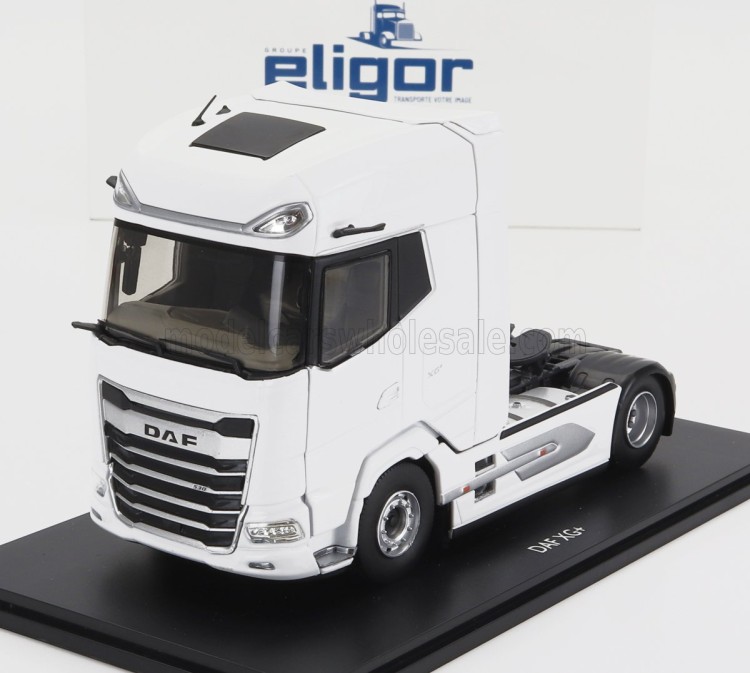 1:43 седельный тягач DAF XG+ 530 2022 White 