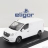 1:43 RENAULT Trafic Van 2022 White 