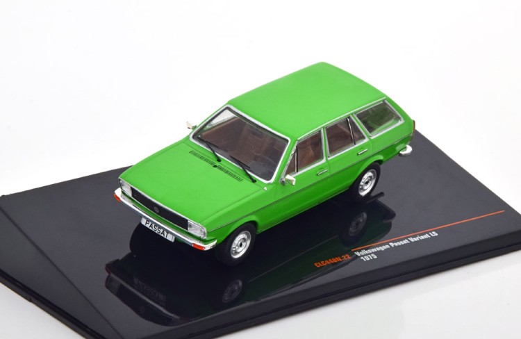1:43 VW Passat Variant LS 1975 Green