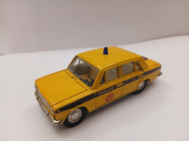 1:43 ВАЗ-2101 Милиция Номерной А17