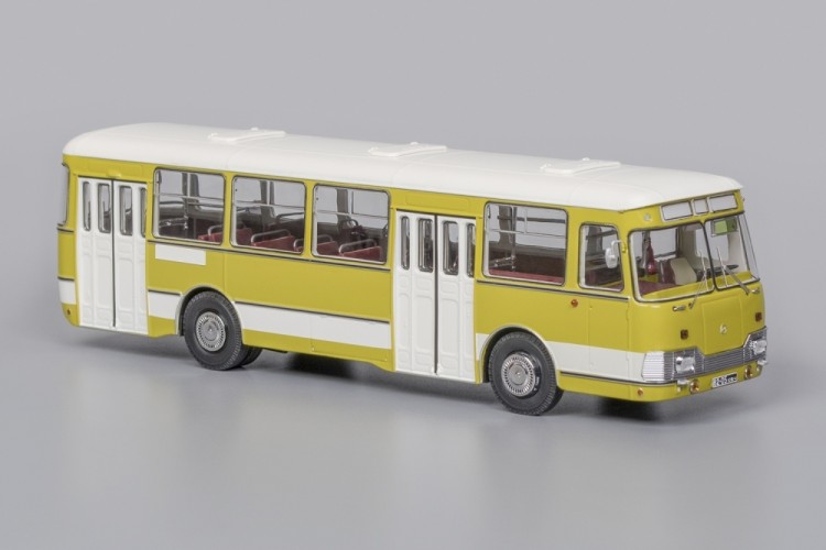 1:43 Автобус 677М Экспортный (1978), бело-оливковый