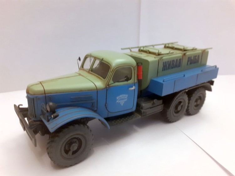 1:43 Автоцистерна для перевозки живой рыбы АЦЖР-2,8 (157) со следами эксплуатации