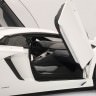 1:18 Lamborghini Aventador LP700-4 2011 (bianco isis / white)