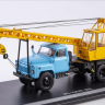 1:43 Автокран КС-1562Б (53), голубой / желтый