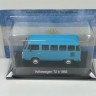 1:43 VW T2b Bus 1982 Blue 