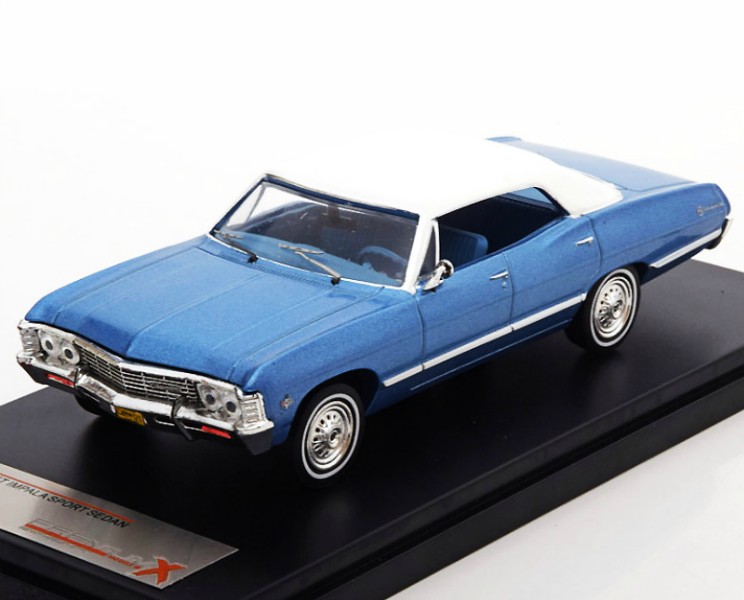 1:43 Chevrolet Impala Sport Sedan 1967 Metallic Blue/White