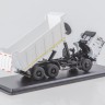 1:43 КАМский-6520 самосвал, белый