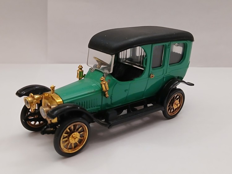 1:43 Руссобалт-Лимузин (зеленый)